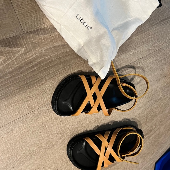 Liberte platform sandals - Picture 2 of 6